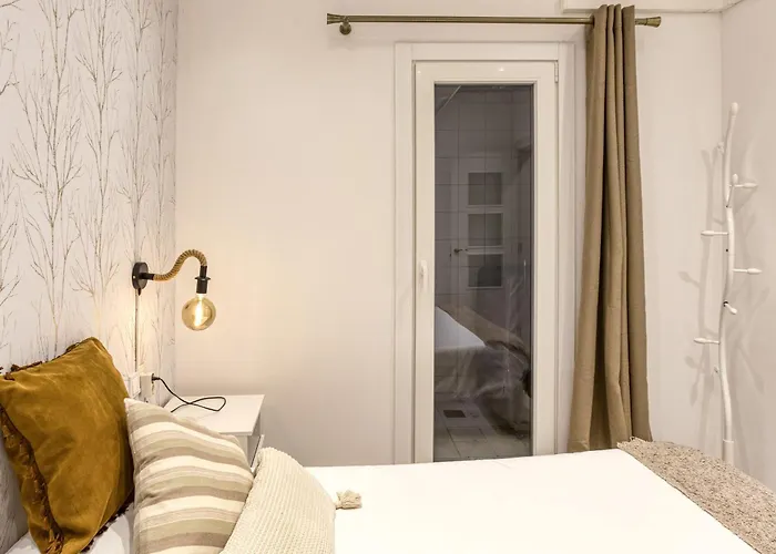 Ester-david Apartman *