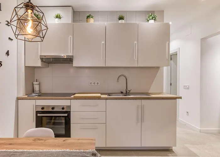 Ester-david 公寓 *